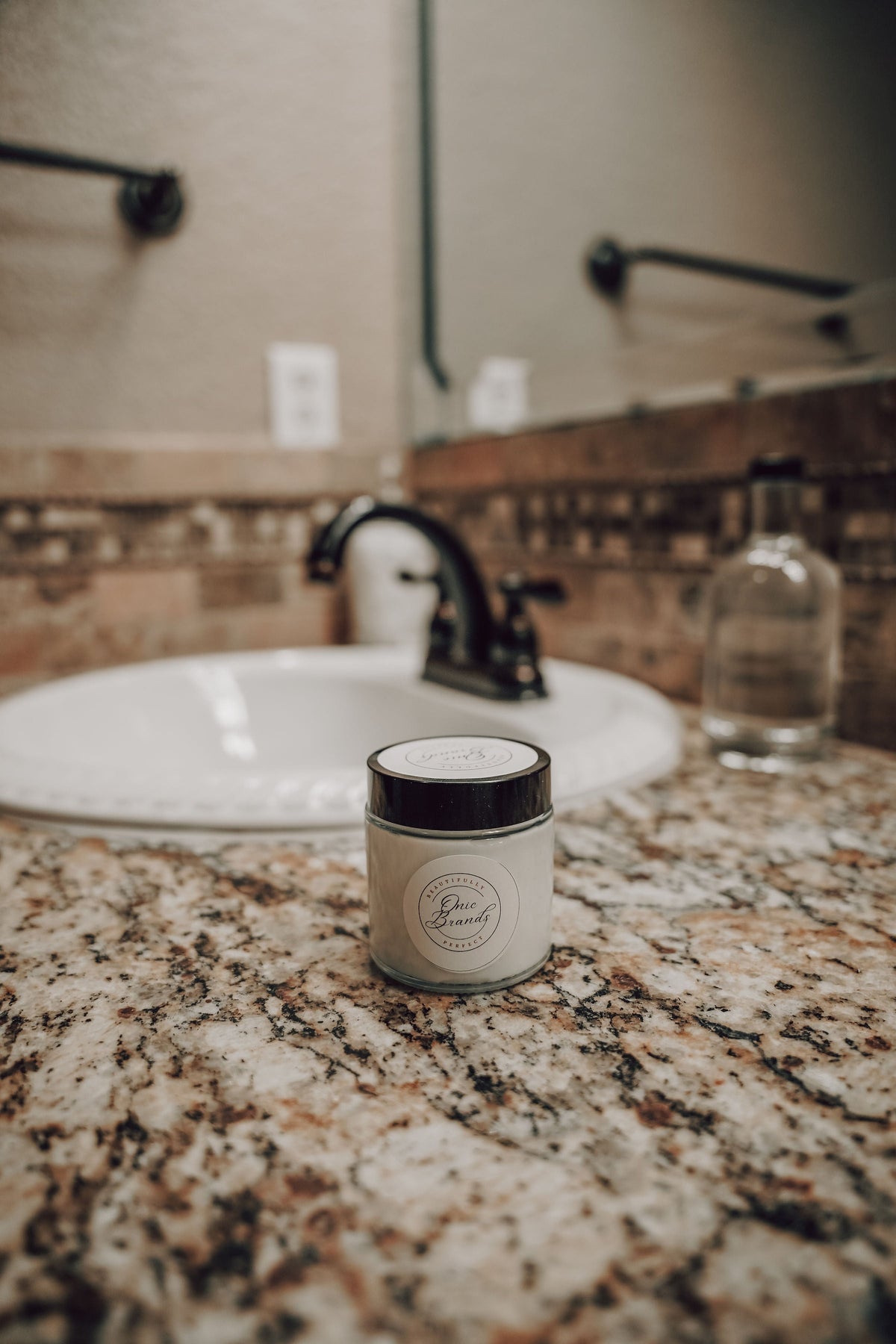 Onic Brands Overnight Face Cream